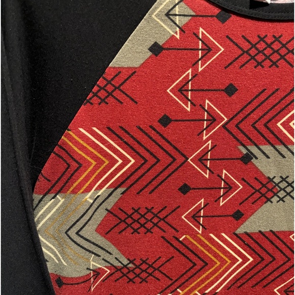 LulaRoe M Randy Shirt - Picture 4 of 4